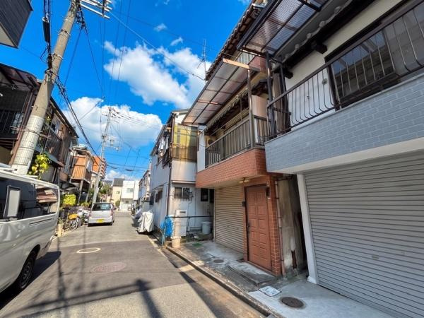 【前面道路含む現地写真】