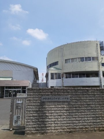 【周辺】 | さんらいずⅡ | 伊勢崎市立宮郷第二小学校まで1000m