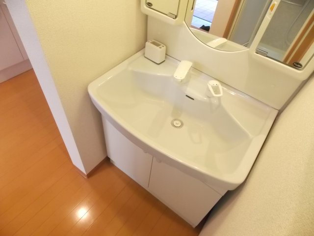 ハイツ・コロモの独立洗面台