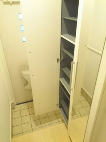 ＭＯＤＥＲＮＯの玄関