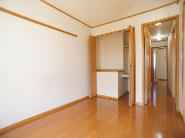 【子供部屋】 | プラティーク晃望台 | お部屋がスッキリ！充実収納付きです♪