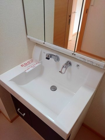 サンライズ３の洗面所