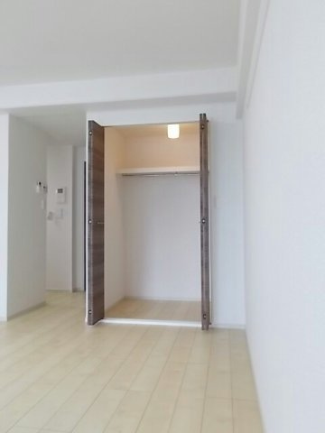 ラ・ペジーブル新町の収納