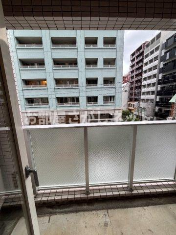 ルネ御苑プラザ【おとり物件なし】#学生・社会人にオススメ！初期費用分割払いOK！のバルコニー