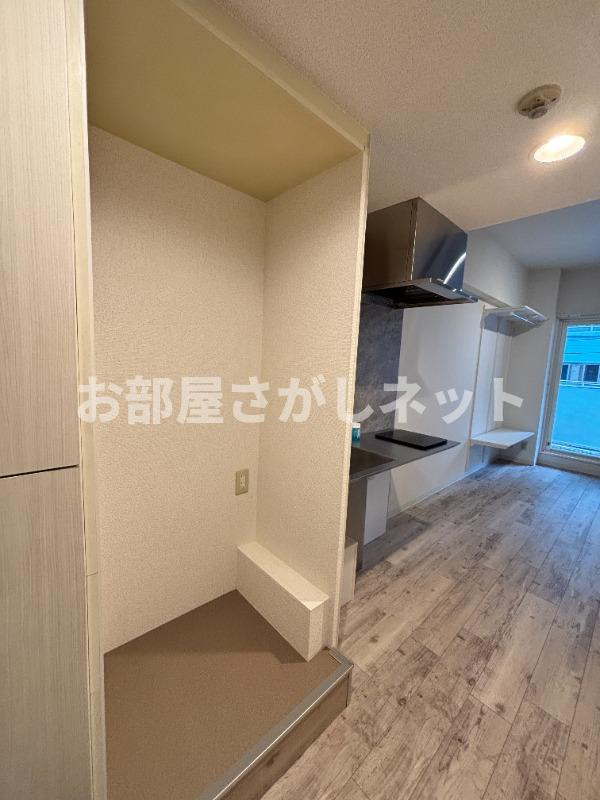 ルネ御苑プラザ【おとり物件なし】#学生・社会人にオススメ！初期費用分割払いOK！の内装|冷蔵庫置場