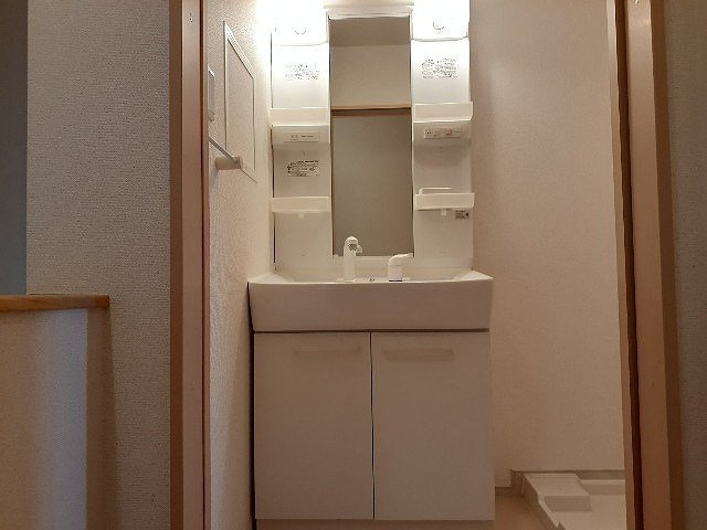 サニー　レジデンス　Ⅰの洗面所