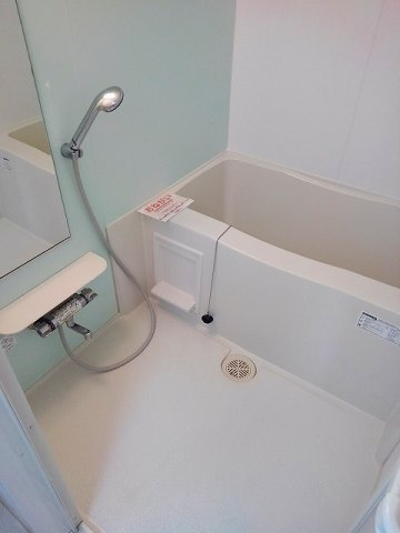 サンライズ３の浴室