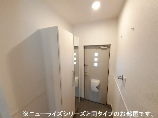 グランソレイユＹの玄関