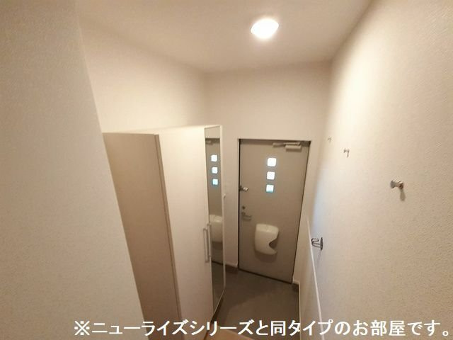 グランソレイユＹの玄関