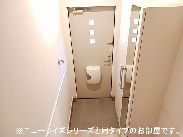 グランソレイユＺの玄関