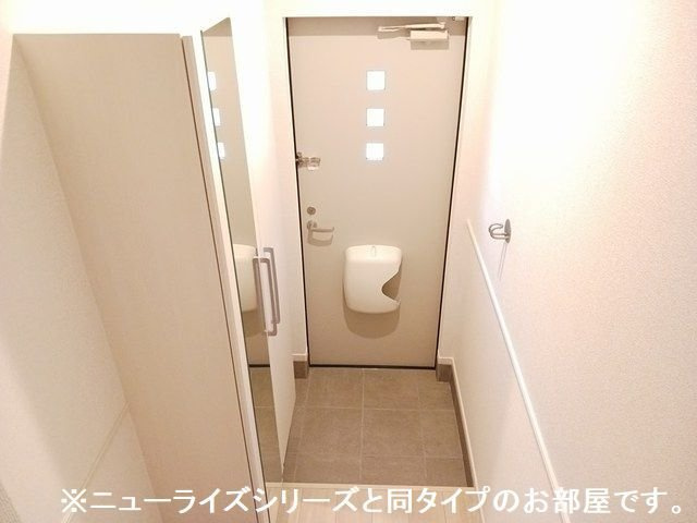 グランソレイユＺの玄関