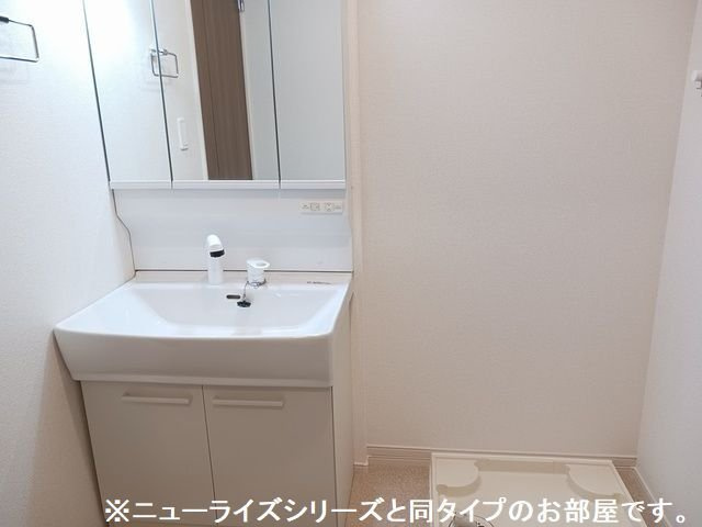 グランソレイユＺの洗面所