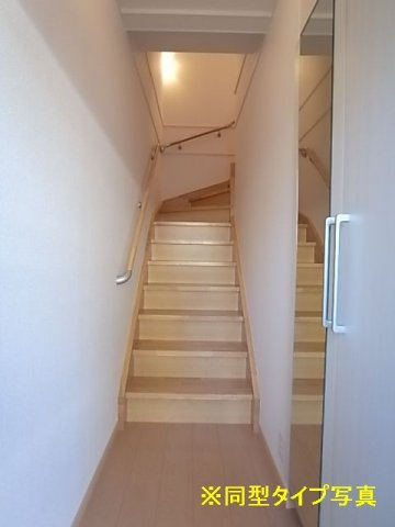 リッシュヒルズ柏の葉Ⅲの玄関