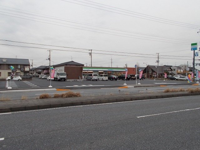 フィオリスタの周辺|ファミリーマート大松屋京葉店まで350m