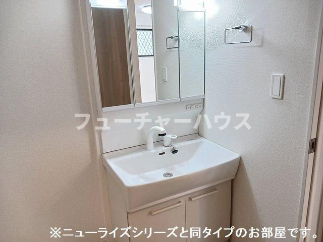 グランソレイユＺの洗面所