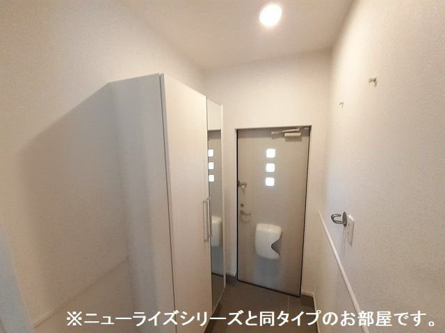 グランソレイユＹの玄関