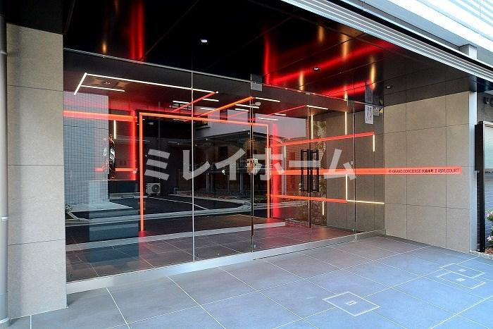 グランドコンシェルジュ大森本町ⅡACのエントランス