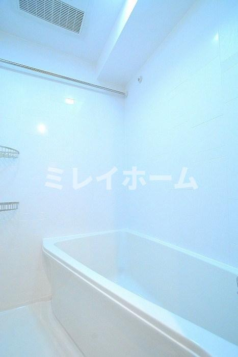 グランドコンシェルジュ大森本町ⅡACの浴室