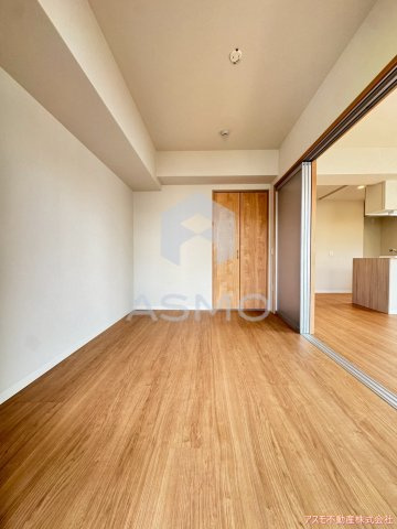 【居間・リビング】 | クレアーレ元町 | 同マンション別部屋　参考写真