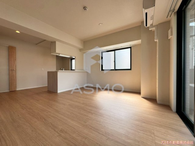 【居間・リビング】 | クレアーレ元町 | 同マンション別部屋　参考写真