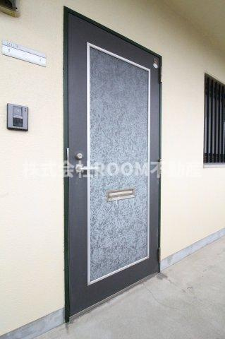 サンクリアマンション晴の玄関|明るい玄関です