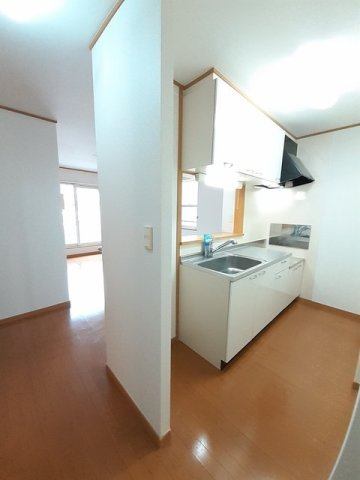 エレガンシア・コリーヌⅡのキッチン|使いやすいキッチンです
