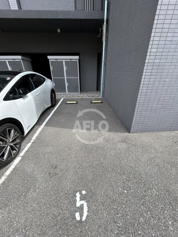プール・トゥジュール梅田ウエストの駐車場|プール・トゥジュール梅田ウエスト　駐車場