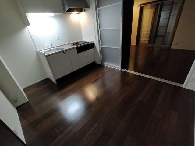 【居間・リビング】 | プレセアコート花園B棟
