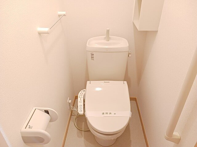 プロムナ－ドＫのトイレ|落ち着いたトイレです