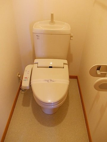 メゾン　シエロのトイレ|ゆったりとした空間のトイレです