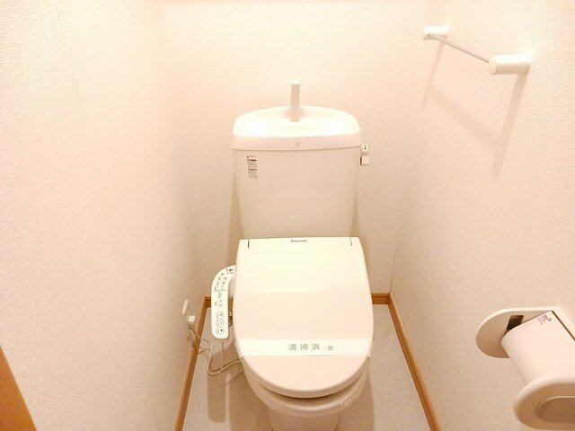 シャルム　アヴァンツァ－トⅡのトイレ|コンパクトで使いやすいトイレです