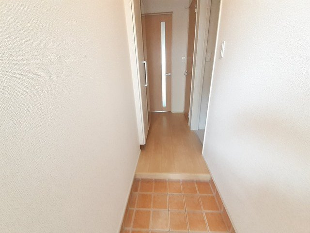 コリーヌＢの玄関|ゆったりとした玄関です