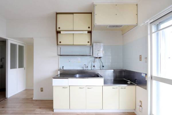 ビレッジハウス滝沢大崎1号棟のキッチン|ビレッジハウスの同一物件・同一タイプの間取りの写真です