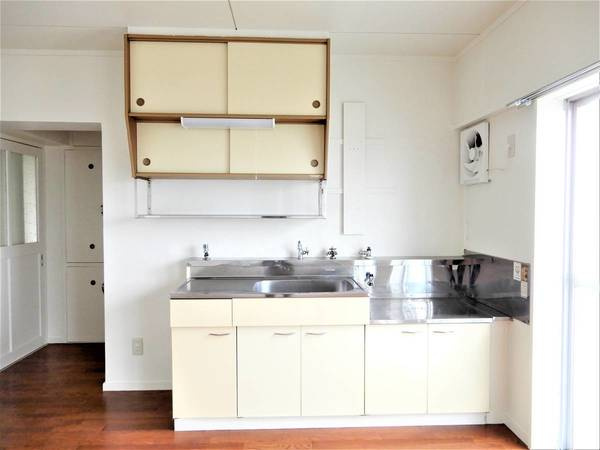 ビレッジハウス西根2号棟のキッチン|ビレッジハウスの同一物件・同一タイプの間取りの写真です