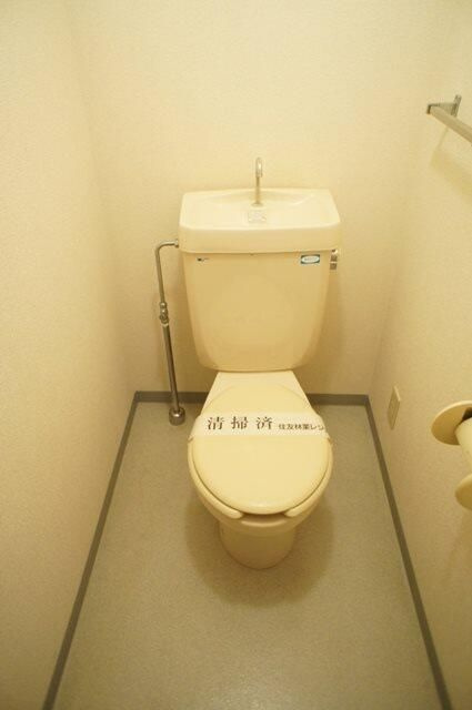 ジュネ向山二番館のトイレ|シンプルで使いやすいトイレです