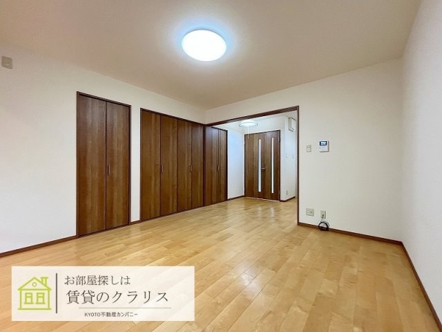 鳴滝蓮花寺町（ガレージ付き）戸建て