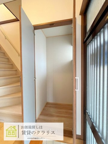 鳴滝蓮花寺町（ガレージ付き）戸建て