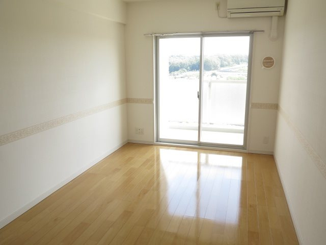 ☆洋室（約7.5帖）☆