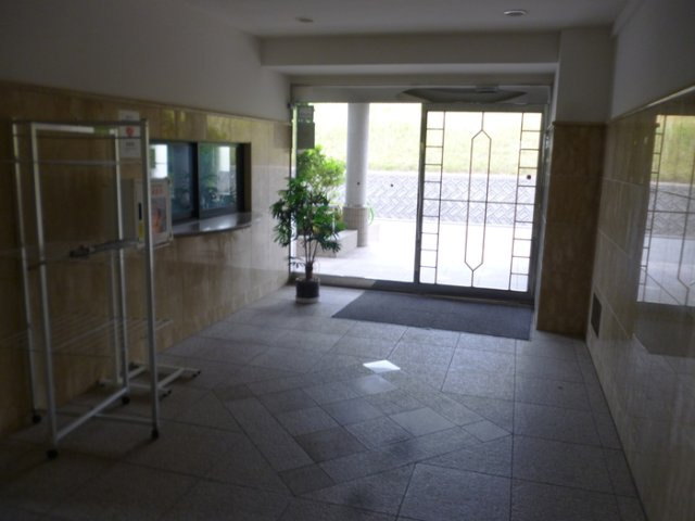 エール豊岡のロビー