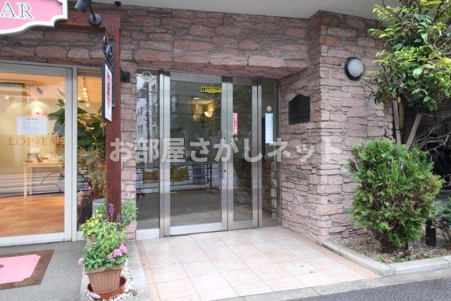 メインステージ本駒込駅前【おとり物件なし】#学生・社会人にオススメ！初期費用分割払いOK！のエントランス