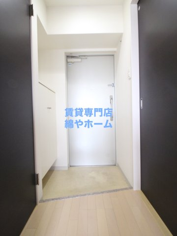 ラピスラズリの玄関|シンプルで使いやすい玄関です