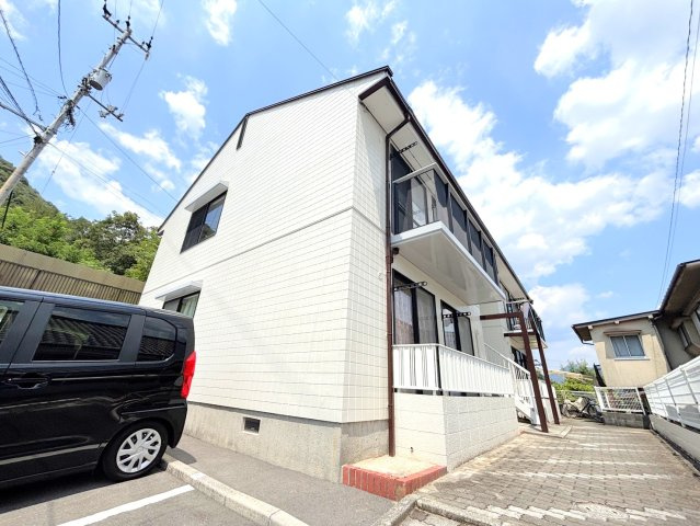 安芸郡海田町畝１丁目のアパート