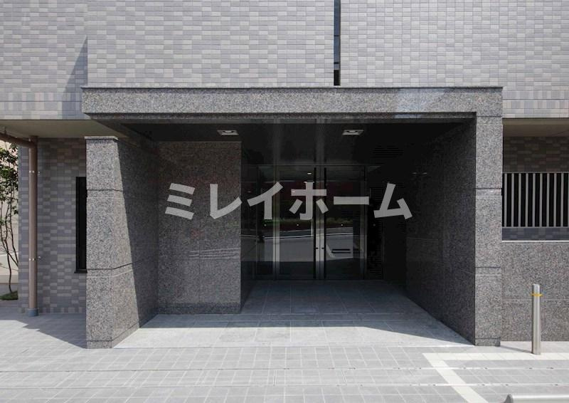 ルーブル南馬込六番館のエントランス