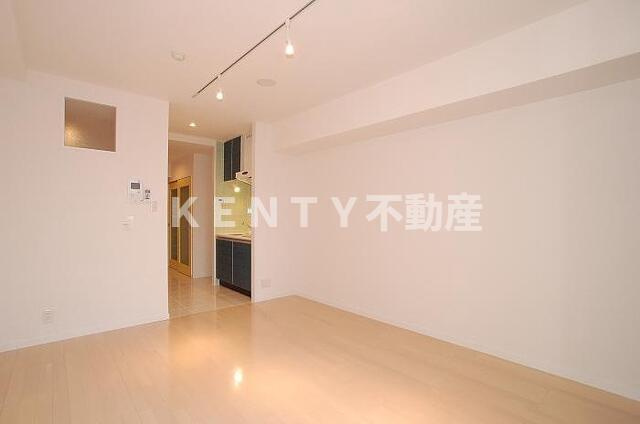 【寝室】 | レックス多摩川レジデンス | 落ち着いて過ごせるお部屋なので、寝室にいかがでしょうか