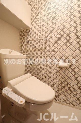 グランコンフォート Bのトイレ|※同物件の別の別のお部屋の参考写真です