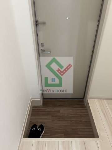 メルディアひばりヶ丘の玄関