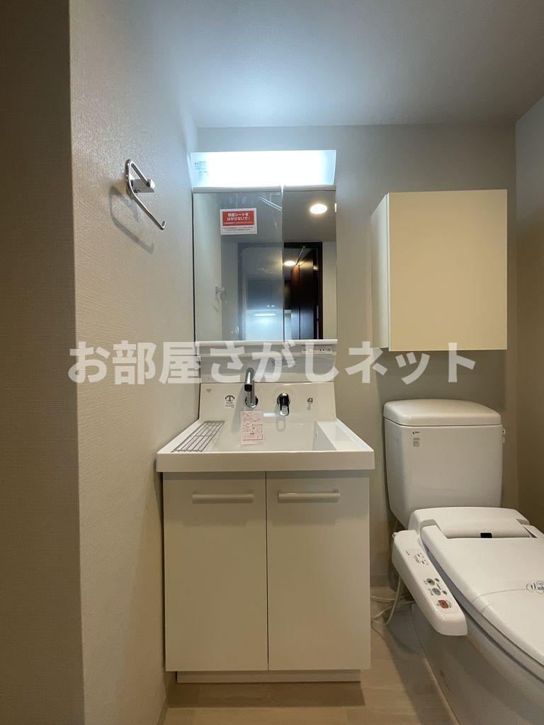 コンシェリアＲ 横濱桜木町の洗面所