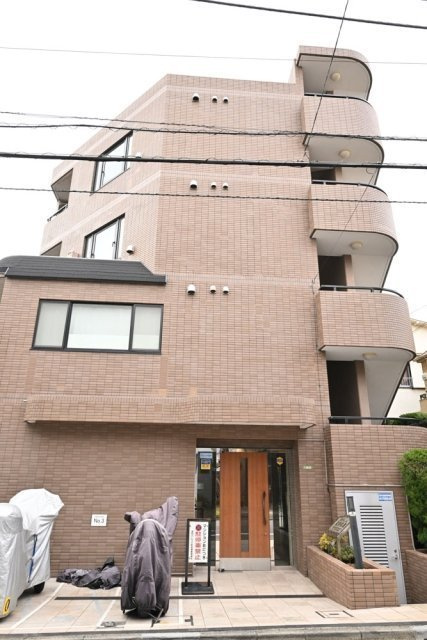菱和パレス三軒茶屋の外観|外観です