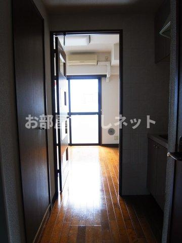 パークウェル目白【おとり物件なし】#学生・社会人にオススメ！初期費用分割払いOK！の居間・リビング