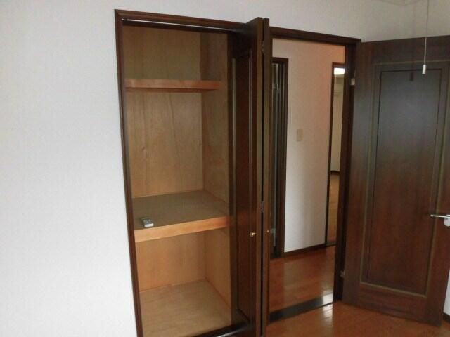 八雲テラスハウスの収納|専用の収納スペースです